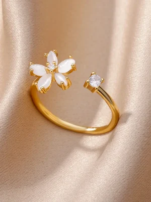 Cubic Zircon Stainless Steel Flower Ring